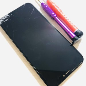 iPhoneXS アイフォンXS フロントパネル交換