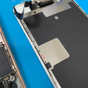 iPhone 8 プール落下 水没修理| 東京都町田市野津田町