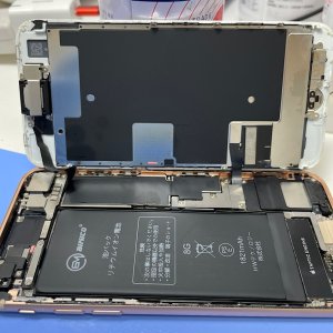 iPhone8 海で撮影中落下 水没修理| 東京都町田市玉川学園