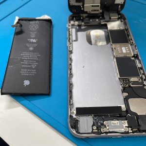 iPhone6s充電劣化バッテリー交換| 東京都町田市薬師台