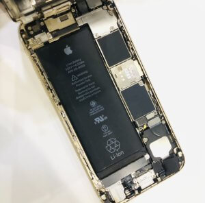 iPhone6S バッテリー交換
