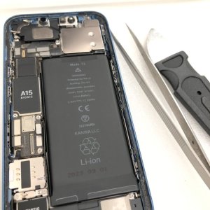 iPhaone13 アイフォン13 バッテリー交換