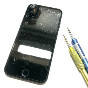 iPhoneSE3 液晶交換