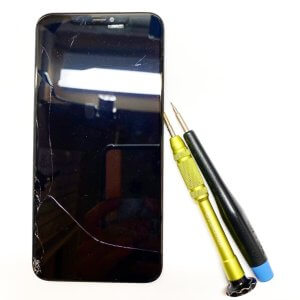 iPhone11ProMax フロントパネル交換