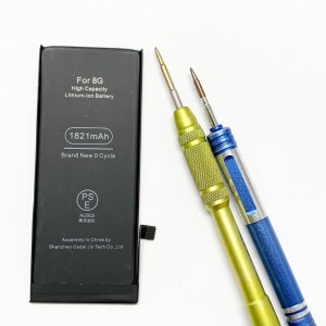 iPhone8 バッテリー交換 バッテリー膨張