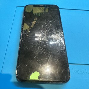 iPhone11Pro 液晶交換