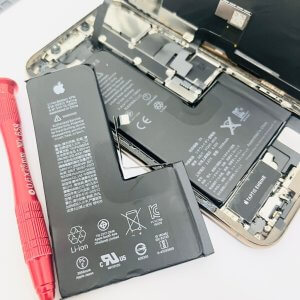iPhoneXS バッテリー交換修理
