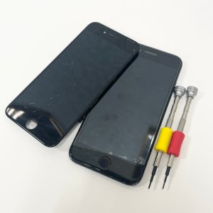iPhoneSE2 パネル交換修理