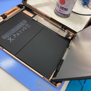 iPad8 店舗レジ使用 バッテリー交換修理 | 東京都町田市旭町