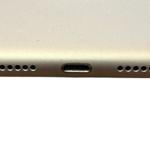 iPad5 ライトニング修理