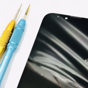 iPhone13Pro フロントパネル交換修理