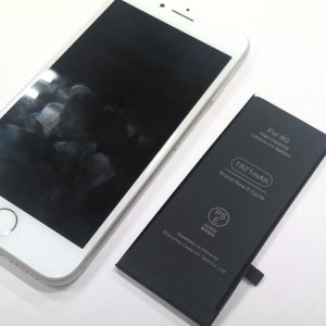 iPhone8バッテリー交換