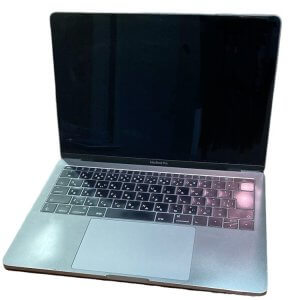 MacBook Pro パネル交換