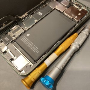 iPhone13 バッテリー 交換修理