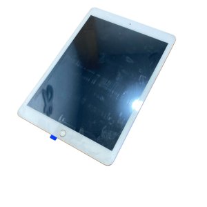 iPad8 液晶交換 ブラックアウト 液晶割れ