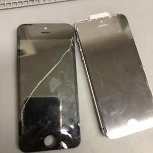 iPhoneSE 液晶交換修理