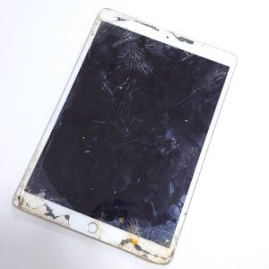 iPad6 フロントパネル交換