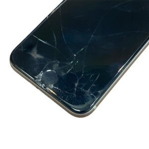 iPhone8 フロントパネル交換