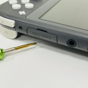 NintendoSwitchLite ゲームカードスロット交換修理