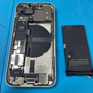iPhone13 バッテリー交換修理| 町田市薬師台
