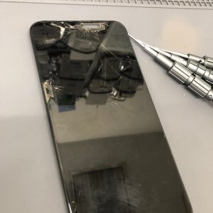 iPhone11Pro Max液晶交換修理 |埼玉県入間市上藤沢
