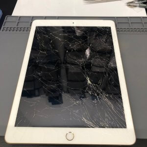 iPad5/フロントパネル交換/埼玉県入間市東町