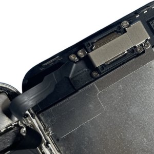 【イヤースピーカー修理】急に聞こえなくなった iPhoneSE3