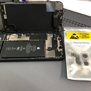 Apple iPhone12mini/アウトカメラ破損修理/iPhone修理SHOP入間春日町いなげや店/埼玉県狭山市柏原