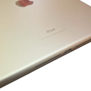 iPad第5世代　ライトニング交換