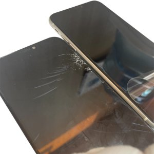 iPhone11 ガラス交換 フロントパネル交換