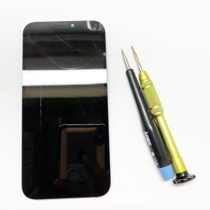 iPhone12 フロントパネル交換