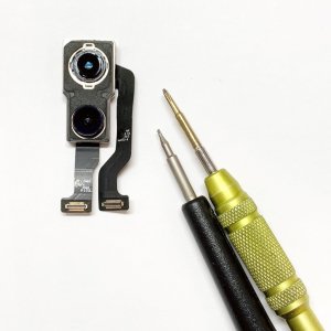 iPhone11 アウトカメラ修理