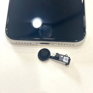 iPhone8 ホームボタン交換