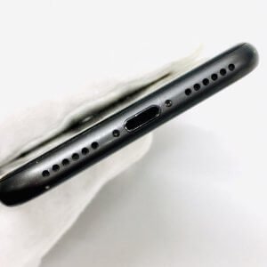 iPhone8 ライトニングコネクター交換修理