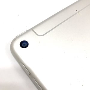 iPad mini5 アウトカメラ交換修理