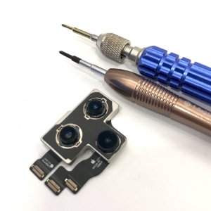 iPhone11ProMax アウトカメラ交換修理