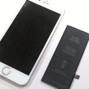 iPhoneSE2バッテリー交換
