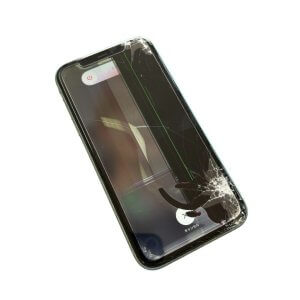 iPhone11 液晶交換