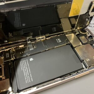 iPhone12 バッテリー交換