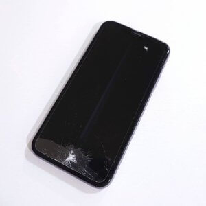 iPhone11 液晶交換