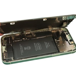 iPhone12　バッテリー交換