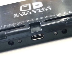 Nintendo Switch ドッグコネクター交換修理