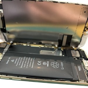 iPhone7　バッテリー交換修理