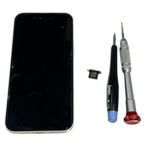 【iPhone12 アウトカメラ修理】