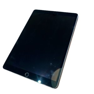 画面バキバキのiPad 8(アイパッド8)　画面割れ修理