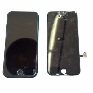 iPhoneSE3  (アイフォンSE3) パネル交換