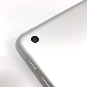 iPad5 アウトカメラ交換修理