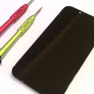 iPhone13液晶交換