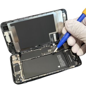 iPhoneSE3 【アイフォンSE3】 バッテリー交換