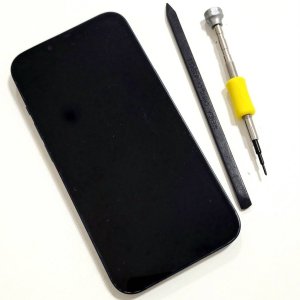 iPhone13　パネル交換